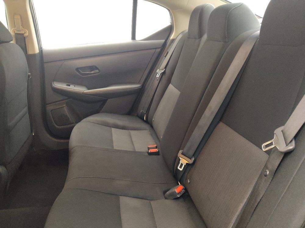Used 2025 Nissan Sentra SV FWD image 18