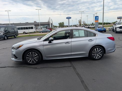 Used 2018 Subaru Legacy 2.5i Premium w/ Eyesight & BSD & Rcta & HBA AWD/4WD image 5