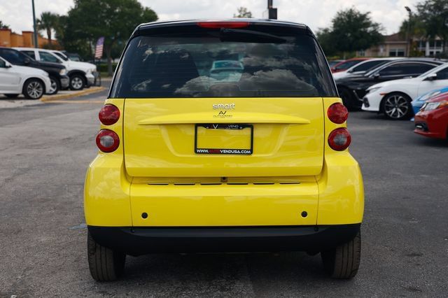 Used 2008 smart fortwo pure RWD image 10