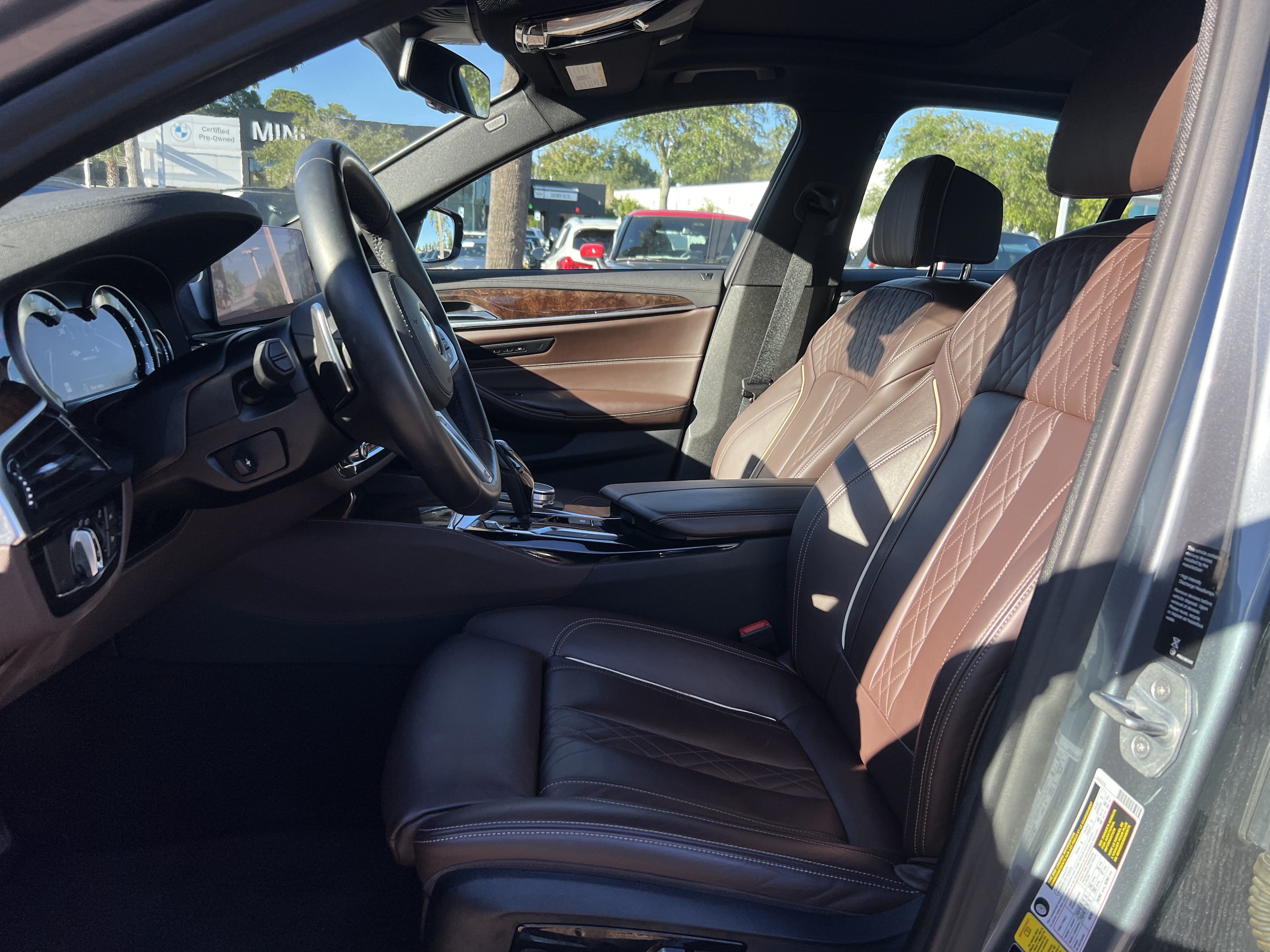 Used 2019 BMW M550i xDrive AWD/4WD image 16