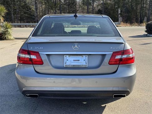 Used 2011 Mercedes-Benz E 350 4MATIC Sedan image 23