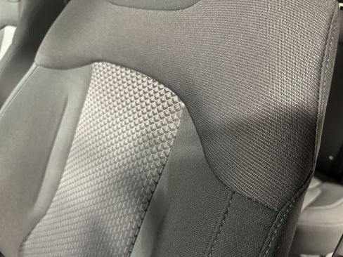 Certified 2025 Kia Sportage LX image 16