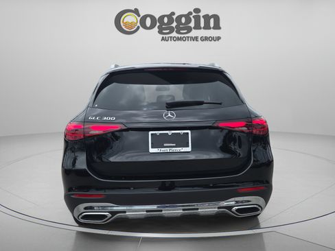 Used 2026 Mercedes-Benz GLC 300 image 6