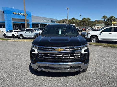 Used 2026 Chevrolet Silverado 1500 LTZ w/ LTZ Premium Package AWD/4WD image 2