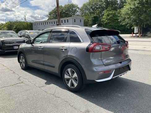 Used 2017 Kia Niro LX FWD image 7