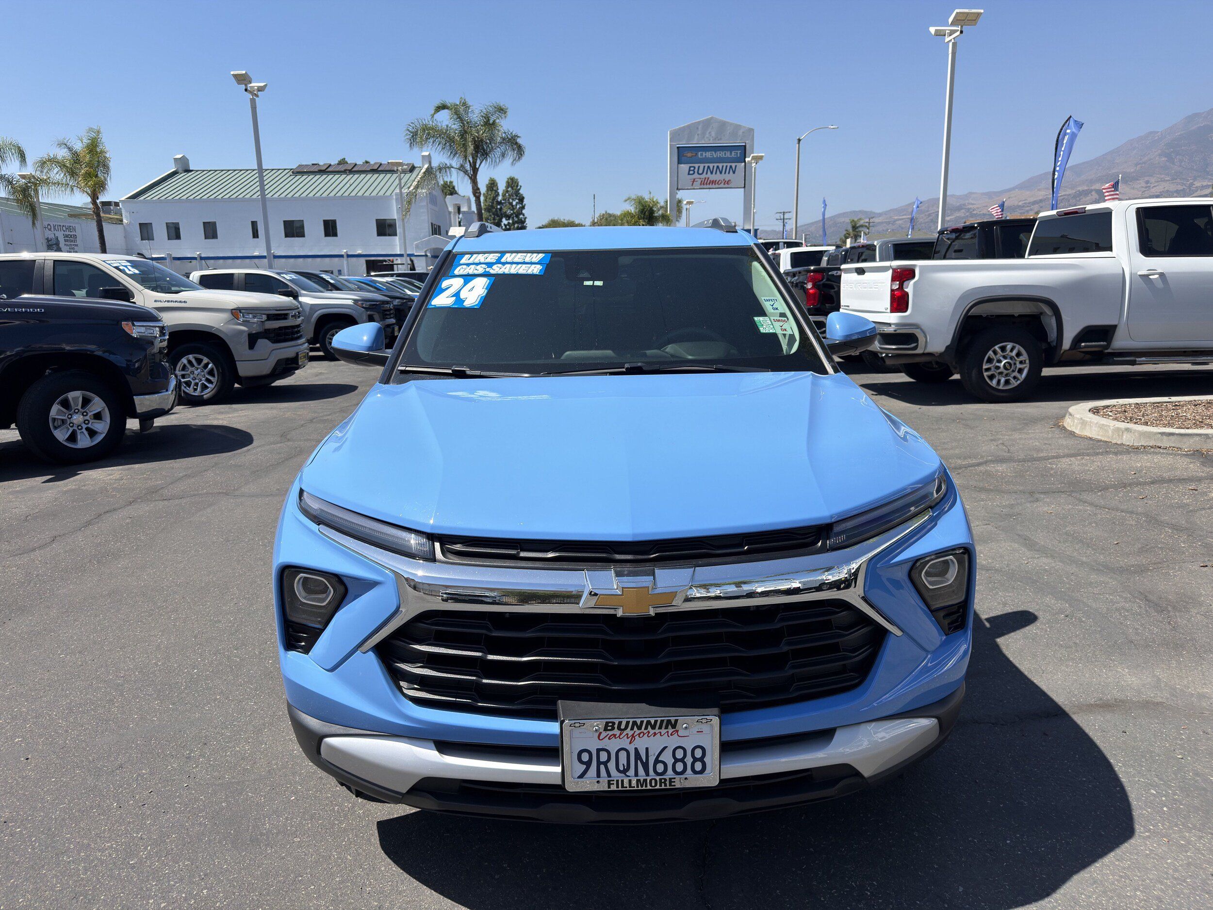 Used 2024 Chevrolet TrailBlazer LT FWD image 3