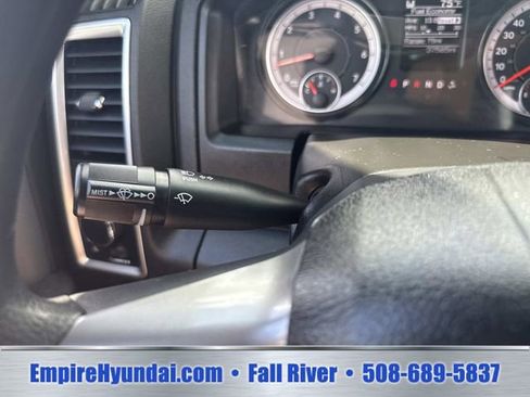 Used 2024 RAM 1500 Classic SLT AWD/4WD image 29