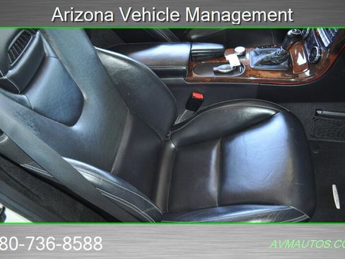 Used 2012 Mercedes-Benz SLK 350 image 23