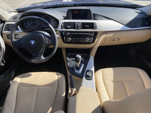Used 2018 BMW 320i xDrive Sedan image 16