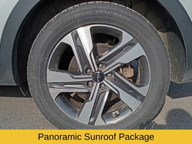 Used 2023 Kia Sorento SX Prestige w/ Panoramic Sunroof Package AWD/4WD image 15