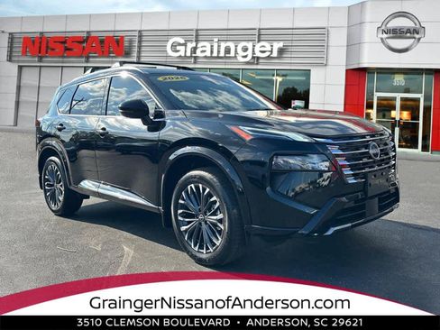 Used 2026 Nissan Rogue Platinum AWD/4WD image 1