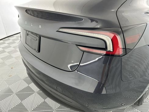 Used 2025 Tesla Model 3 image 26
