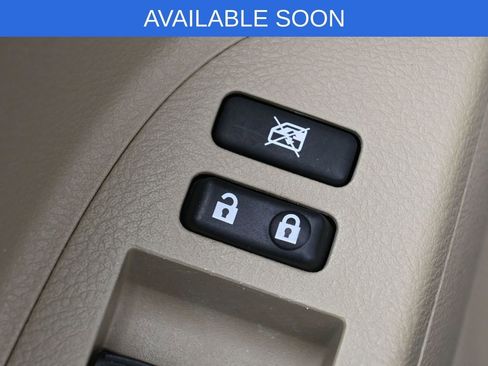 Used 2013 Toyota Highlander Limited image 12