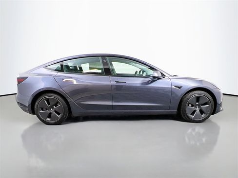 Used 2021 Tesla Model 3 Long Range image 8