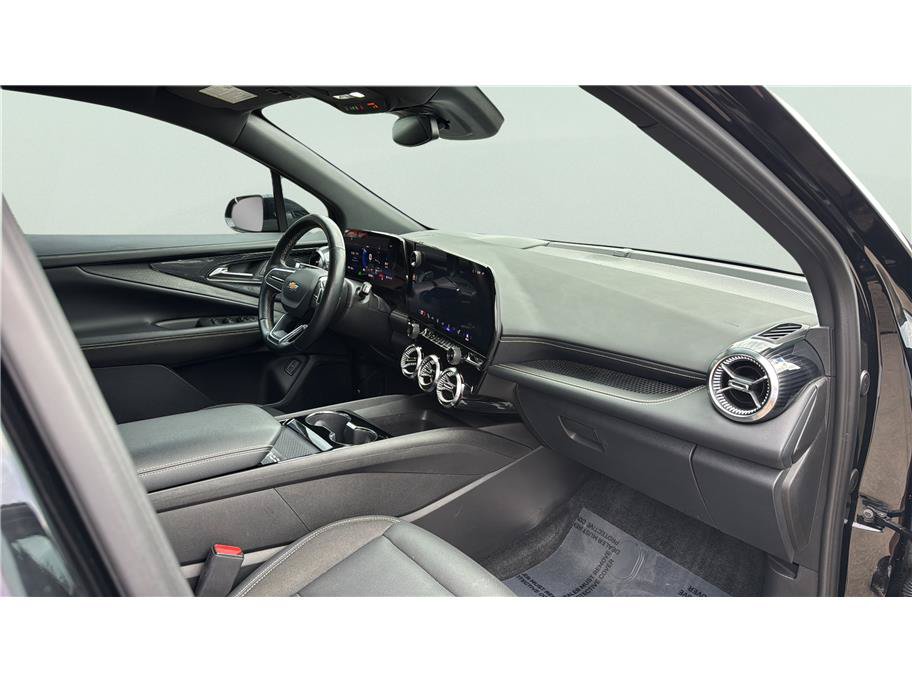 Used 2024 Chevrolet Blazer EV LT AWD/4WD image 19