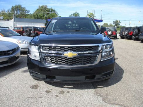 Used 2017 Chevrolet Tahoe 2WD image 3