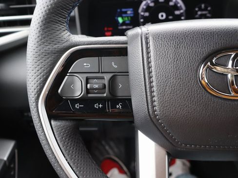 Used 2025 Toyota Tundra Platinum image 7