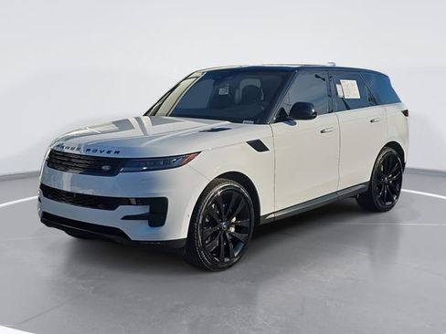 Used 2024 Land Rover Range Rover Sport SE image 7