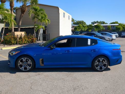 Used 2021 Kia Stinger GT-Line w/ Sun & Sound Package image 9