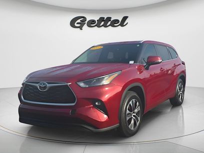 Used 2023 Toyota Highlander XLE