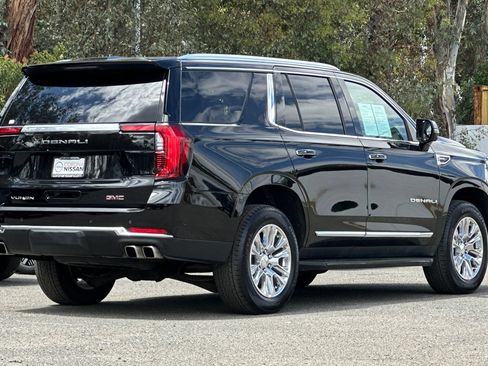 Used 2025 GMC Yukon Denali AWD/4WD image 4