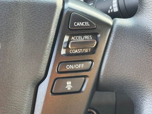 Certified 2024 Nissan Frontier SV w/ Technology Package image 17