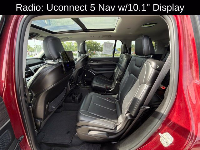 Used 2023 Jeep Grand Cherokee L Limited w/ Rear Seat Video Group I AWD/4WD image 9