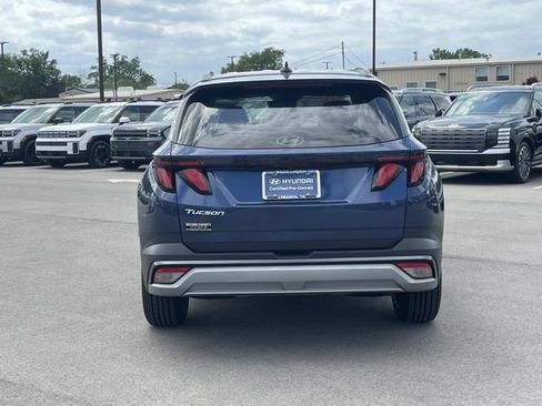 Certified 2025 Hyundai Tucson SEL image 6