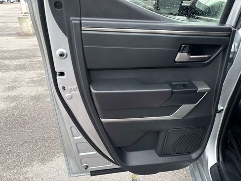 Used 2025 Toyota Tundra SR5 image 17