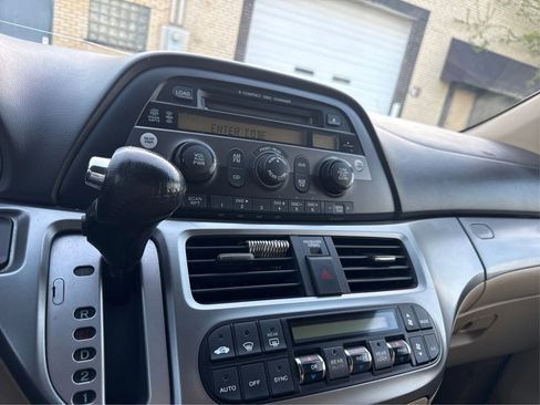 Used 2009 Honda Odyssey EX-L image 16