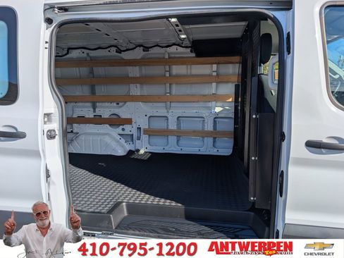 Used 2024 Ford Transit 250 Low Roof w/ Exterior Upgrade Package image 12