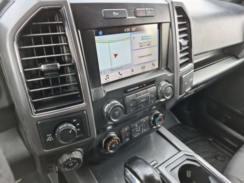 Used 2019 Ford F150 XLT w/ Equipment Group 302A Luxury AWD/4WD image 27
