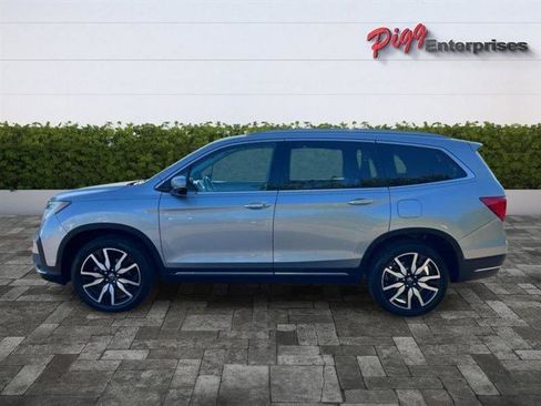 Used 2020 Honda Pilot Touring image 3