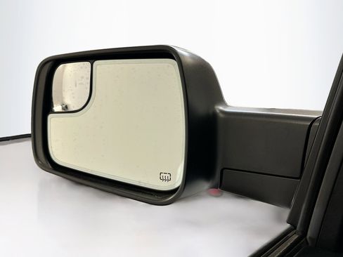 Used 2021 RAM 1500 Laramie AWD/4WD image 16