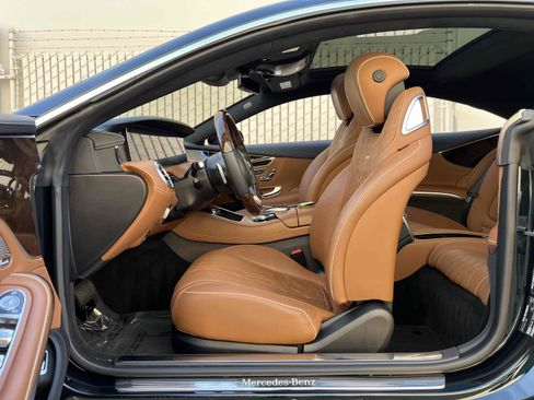 Used 2020 Mercedes-Benz S 560 4MATIC Coupe image 29