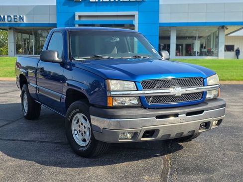 Used 2003 Chevrolet Silverado 1500 LS w/ Suspension Package, Off-Road AWD/4WD image 2