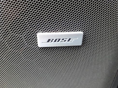 Certified 2023 GMC Yukon SLT w/ SLT Luxury Package image 16