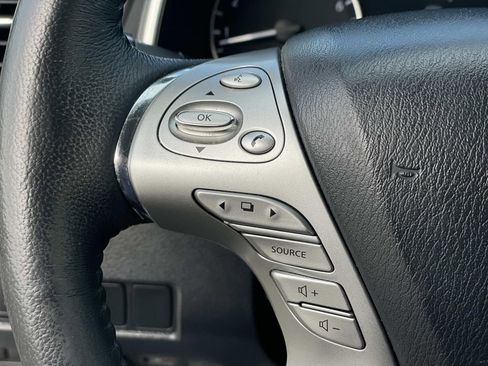 Used 2018 Nissan Murano Platinum w/ Cargo Package image 21