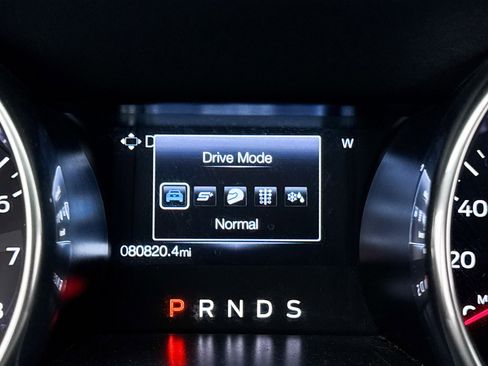 Used 2020 Ford Mustang Premium image 9