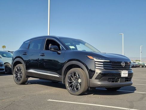 New 2026 Nissan Kicks SR image 21