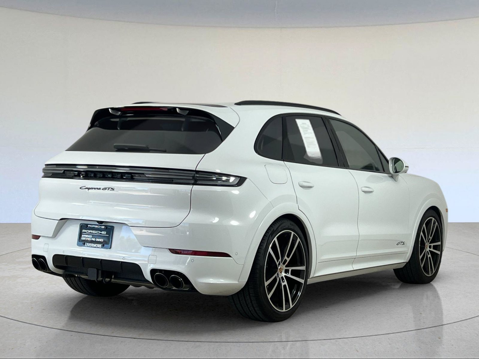 Certified 2026 Porsche Cayenne GTS AWD/4WD image 8