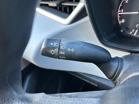 Used 2023 Toyota Corolla LE FWD image 22