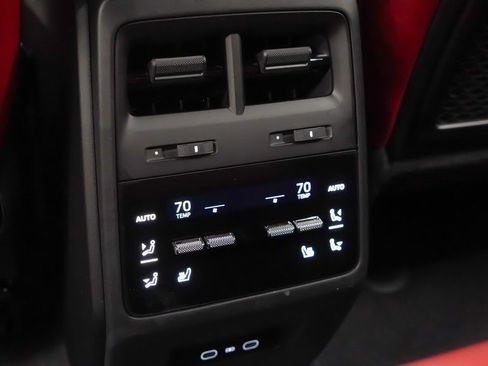 New 2025 Porsche Macan 4S Electric image 21