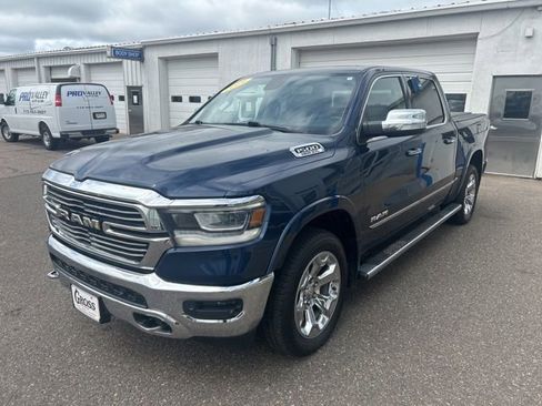 Used 2019 RAM 1500 Laramie AWD/4WD image 4