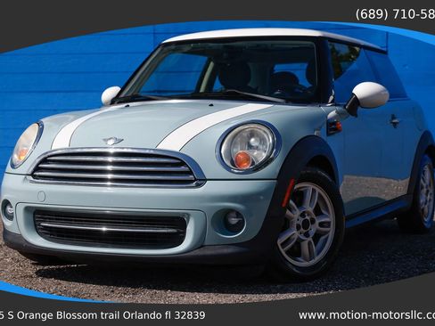 Used 2012 MINI Cooper Hardtop FWD image 1