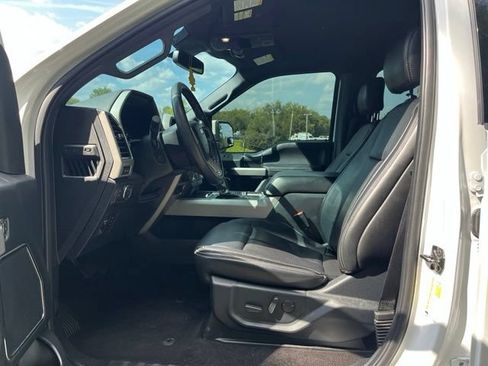 Used 2020 Ford F150 Lariat w/ Equipment Group 502A Luxury AWD/4WD image 15
