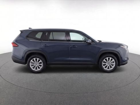 Used 2026 Toyota Grand Highlander AWD image 6
