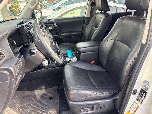 Used 2021 Toyota 4Runner TRD Off-Road Premium w/ Moonroof Package AWD/4WD image 7