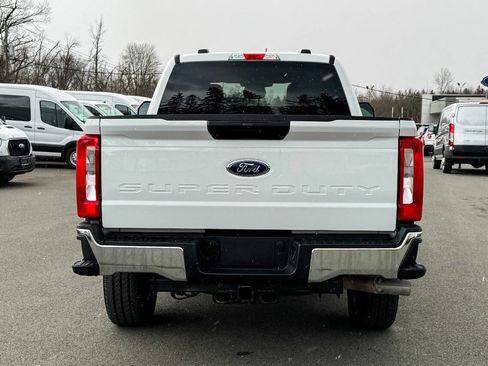 Used 2024 Ford F250 XLT w/ FX4 Off-Road Package image 4