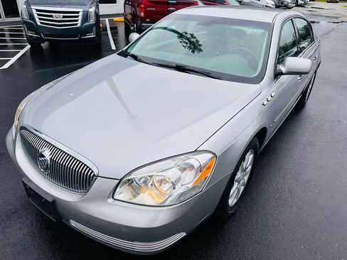 Used 2008 Buick Lucerne CXL w/ Driver Confidence Package FWD image 9